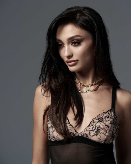 Vila blanes nuisette longue - Noire