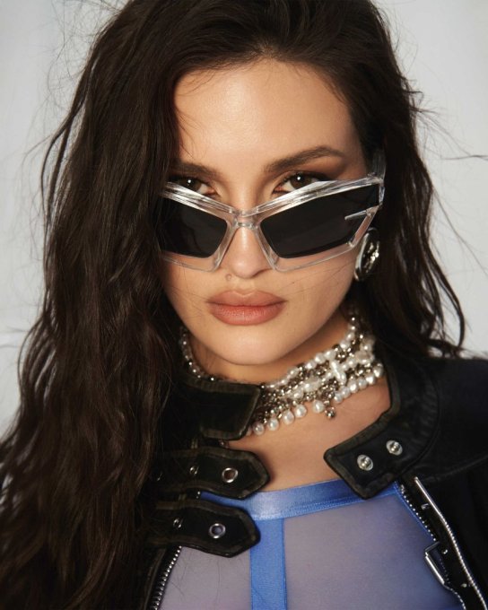 Shaderi robe et string