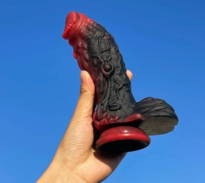 Gode Dragon Yong 15 x 5.5cm Noir-Rouge
