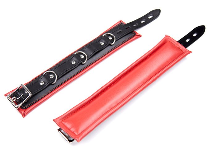 Kit Barre de maintien Collier et Menottes Simply Dom Rouge et Noir