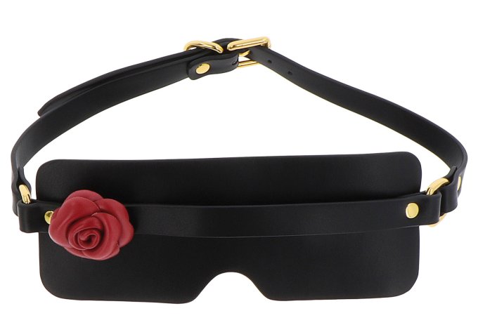 Masque Wild Roses