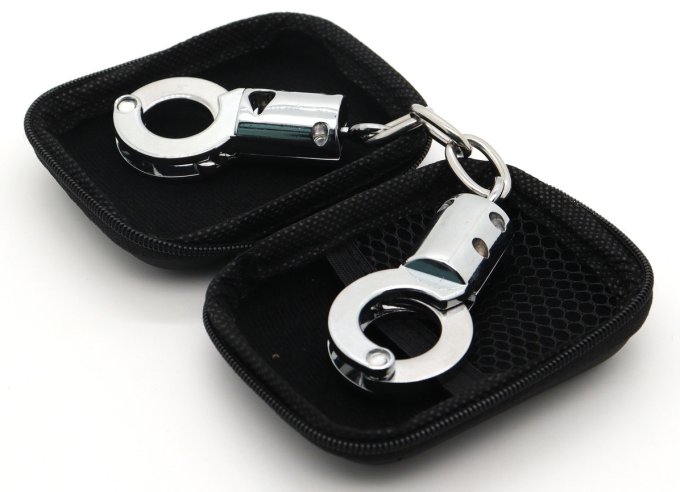 Menottes de Pouce en métal Cuffing M
