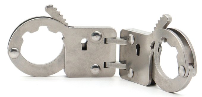 Menottes de pouces articulées Fingy Restrict Métal