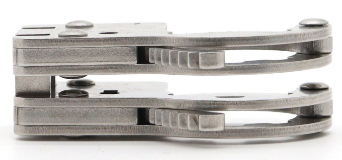 Menottes de pouces articulées Fingy Restrict Métal