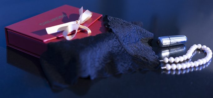 String perlé Izia + Mini vibro Noir