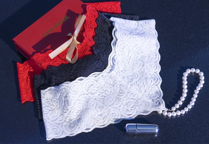 String perlé IZIA + Mini Vibro Rouge